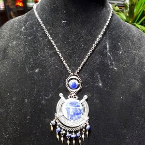 Nice necklace with Nice stone